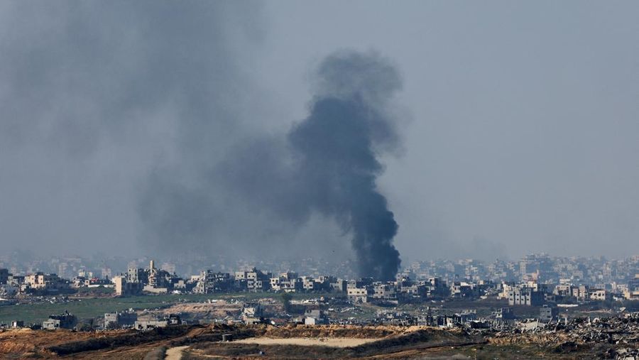 Smoke rises from an Israeli strike as the Israeli military conducts operations inside the Gaza Strip, amid the ongoing conflict between Israel and Hamas, as seen from southern Israel, January 2, 2025. REUTERS/Kai Pfaffenbach