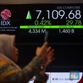 Resmi Melantai di Bursa, Emiten Happy Hapsoro (RATU) Sentuh ARA