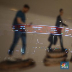 Perdagangan Kembali Dibuka, IHSG Anjlok 7%