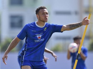 Batal Diboyong Lawan Bali, Mailson Lima Tinggalkan Persib Bandung