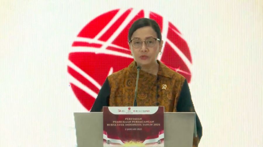 Menteri Keuangan, Sri Mulyani Indrawati memberikan sambutan dalam Peresmian Pembukaan Perdagangan Bursa Efek Indonesia Tahun 2025 di Gedung Bursa Efek Indonesia, Jakarta, (2/1/2025). (Tangkapan Layar Youtube  Indonesia Stock Exchange (IDX))