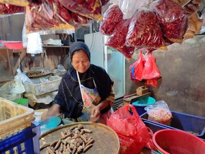 Daftar Harga Bahan Pokok di Awal Tahun 2025