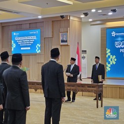 Budi Arie Lantik 14 Pejabat Tinggi Kemenkop, Ini Daftarnya
