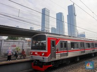 Lebaran, Pengguna Commuter Line Jabodetabek-Merak-Basoetta 'Meriah'