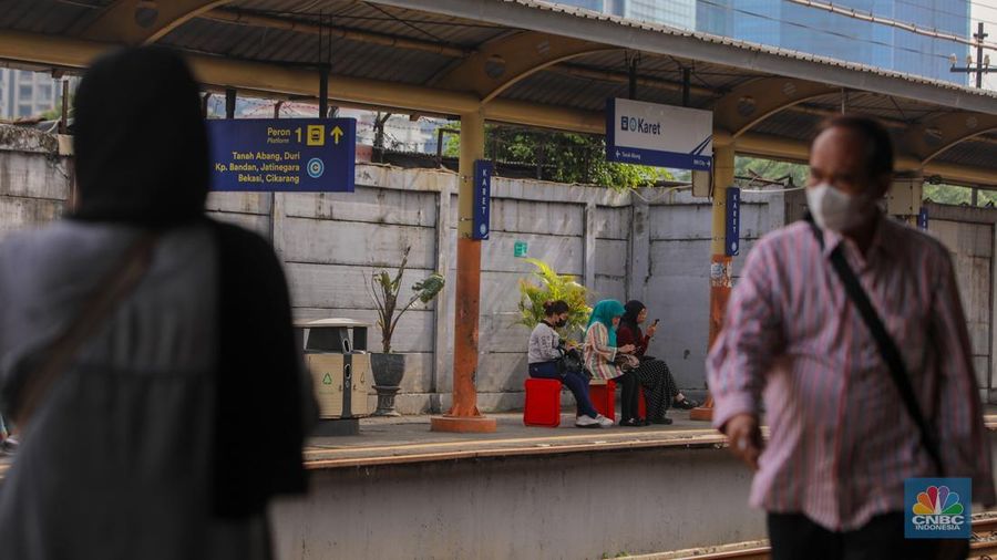 PT Kereta Api Indonesia (Persero) memastikan Stasiun Karet yang berlokasi di Jalan KH Mas Mansyur, Kecamatan Tanah Abang, Jakarta Pusat akan ditutup. (CNBC Indonesia/Faisal Rahman)