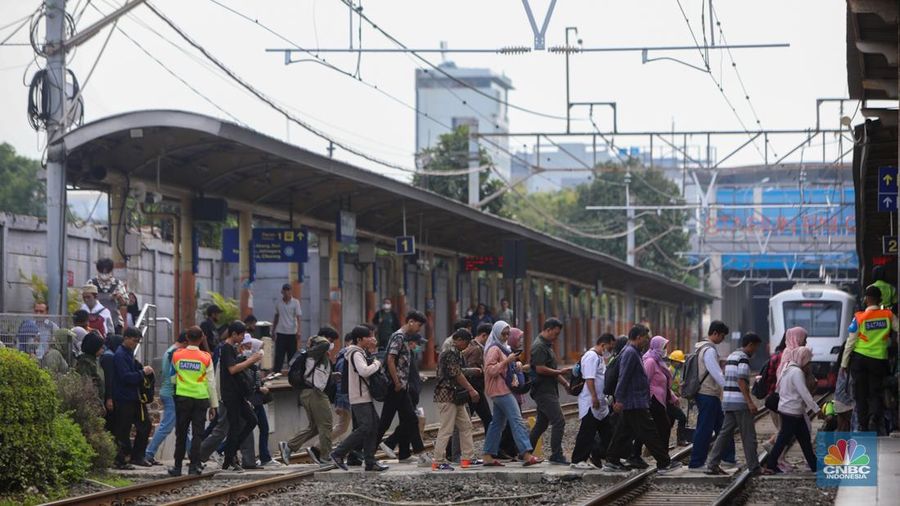 PT Kereta Api Indonesia (Persero) memastikan Stasiun Karet yang berlokasi di Jalan KH Mas Mansyur, Kecamatan Tanah Abang, Jakarta Pusat akan ditutup. (CNBC Indonesia/Faisal Rahman)