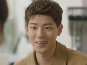 13 Drama Bae Hyun Sung, Salah Satunya Family by Choice