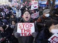 Potret Lautan Manusia Dukung Presiden Korsel di Seoul
