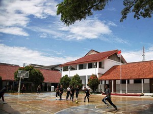 Tak Cuma Diganjar Kemerdekaan, Budak-Budak Depok Juga Diajari Baca Tulis