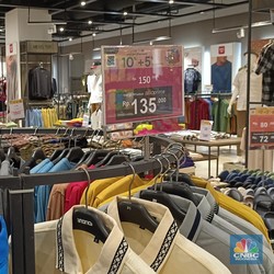Banting Harga! Baju Merek Ternama di Transmart Ada yang Rp50 Ribu