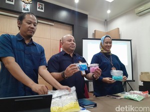 BPOM Temukan Apotek di Cilegon Bikin Obat Setelan Tanpa Resep Dokter