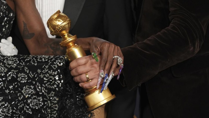 Cynthia Erivo tiba di Golden Globes ke-82 pada hari Minggu, 5 Januari 2025, di Beverly Hilton di Beverly Hills, California. (AP Photo/Chris Pizzello)