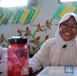 Hari Pertama Makan Bergizi Gratis, Orang Tua Murid Bilang Gini!