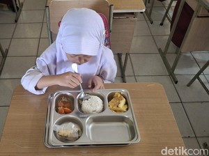 Jadwal Pemberian Makan Bergizi Gratis di PAUD hingga SMA, Jam Berapa?