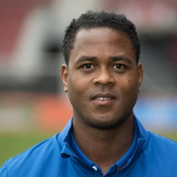 Tok! Patrick Kluivert Resmi Pelatih Timnas RI Ganti Shin Tae-yong