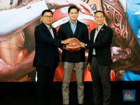 Majukan Basket Nasional, Bank Mandiri Resmi Jadi Mitra Utama IBL 2025