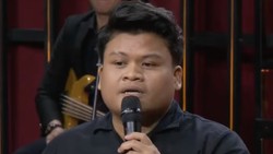 Fadhol Komika Brebes: Dukun Sekarang Hedon, Pakai Blankon Balenciaga