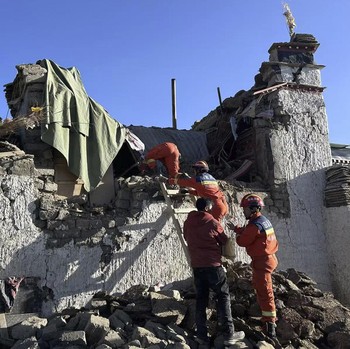 Detik-Detik Gempa Dahsyat M 7,1 Guncang China, Semua Hancur-53 Tewas