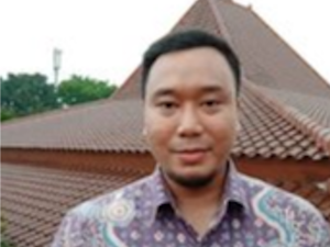 Membangun Ketahanan UMKM