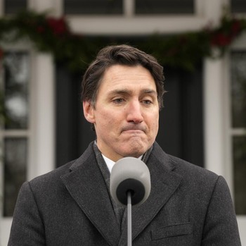 Berkaca-kaca, Potret PM Kanada Justin Trudeau Umumkan Pengunduran Diri