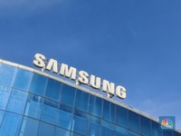 Masih Nego dengan Apple, Kemenperin Puji Samsung di Media Sosial