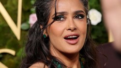 Salma Hayek Cerita Pengalaman Beradegan Seks