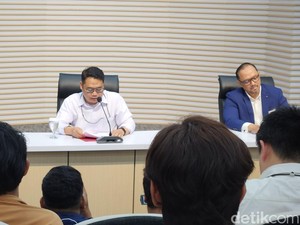KPK Jawab PDIP soal Koper saat Geledah Rumah Hasto: Masak Tenteng Plastik