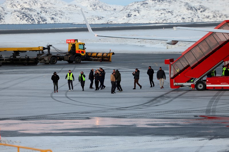 Donald Trump Jr mengunjungi Nuuk, ibu kota Greendland, dalam lawatan pribadi, Selasa, 7 Januari 2025. (via REUTERS/Emil Stach) Donald Trump Jr mengunjungi Nuuk, ibu kota Greendland, dalam lawatan pribadi, Selasa, 7 Januari 2025. (via REUTERS/Emil Stach)