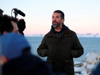 Momen Donald Trump Jr. Mendarat di Nuuk, AS Siap Caplok Greenland