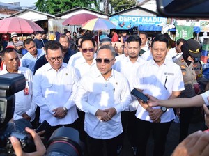 Tinjau Pasar Sidoarjo, Zulhas Dapati Semua Harga Murah Kecuali Rawit