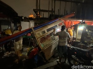 Polisi Amankan Remaja 17 Tahun Penabrak Gerobak Nasgor-Motor di Senayan