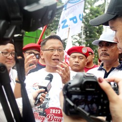 Petaka di Awal Tahun 2025, 3 Pabrik Siap-Siap PHK 4.050 Pekerja