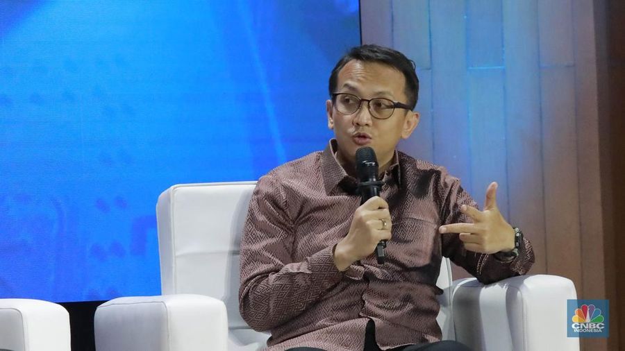 Anggota Dewan Ekonomi Nasional (DEN), Septian Hario Seto saat memberi pemaparan dalam dalam diskusi panel MINDialogue