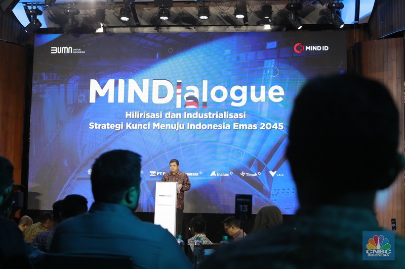 Penasihat khusus Presiden bidang ekonomi, Bambang Brodjonegoro saat memberi pemaparan via zoom dalam dalam diskusi panel MINDialogue 