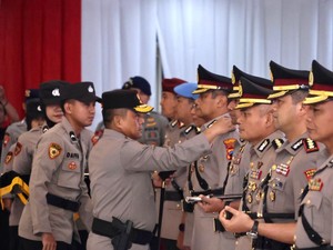 Kapolda Metro Pimpin Sertijab 9 PJU: Dirnarkoba hingga Kapolres Jakbar