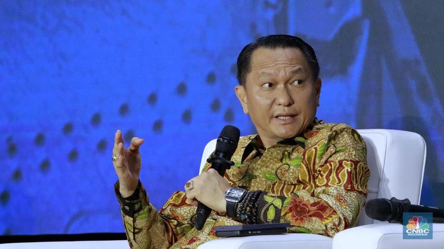 Ketua Komisi XII DPR RI, Bambang Patijaya saat memberi pemaparan dalam dalam diskusi panel MINDialogue 