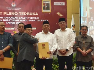 Paslon Harda-Danang Resmi Ditetapkan Jadi Bupati dan Wabup Sleman