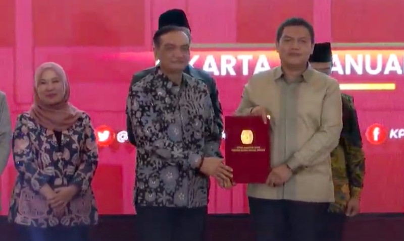 Gubernur dan Wakil Gubernur DK Jakarta periode 2024-2029 terpilih, Pramono Anung dan Rano Karno saat rapat pleno terbuka penetapan pasangan Gubernur dan Wakil Gubernur terpilih DK Jakarta, Kamis (9/1/2025). (Dok. KPUD DK Jakarta)