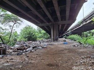 Kolong Tol Angke: Dulu Dijejali Warga, Kini Kosong Melompong