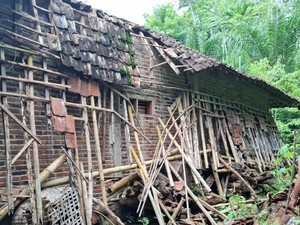 Bencana Tanah Gerak Muncul di Desa Nglebo Trenggalek, Ancam 7 Rumah