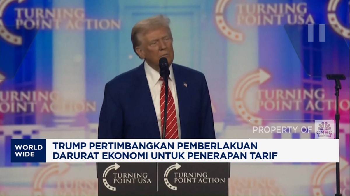 Trump Pertimbangkan Status Darurat Ekonomi: Apakah AS Siap Menghadapi Krisis?