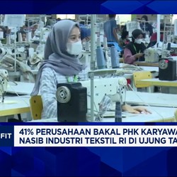 Bak Pisau Bermata Dua, AI Permudah Produksi Tekstil & Ancaman PHK