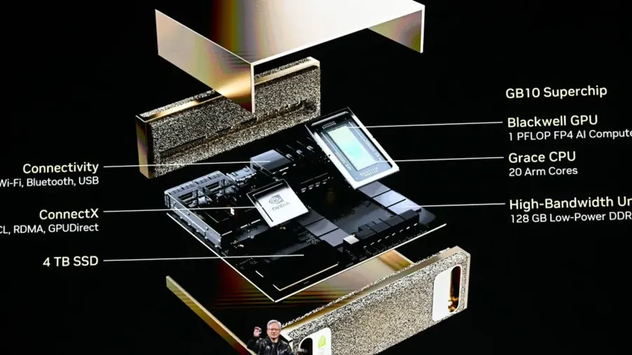 CEO Nvidia Jensen Huang berbicara tentang superkomputer AI pribadi Project Digits untuk para peneliti dan mahasiswa selama pidato utama di konferensi teknologi CES di Las Vegas, 6 Januari 2025. (Patrick T. Fallon via Afp)