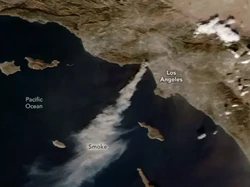 Ganasnya Kebakaran Hutan Terparah di Los Angeles Terekam Satelit NASA Ganasnya Kebakaran Hutan Terparah di Los Angeles Terekam Satelit NASA
