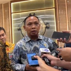 Menlu Sugiono Datangi Kantor BPK, Bahas Apa?