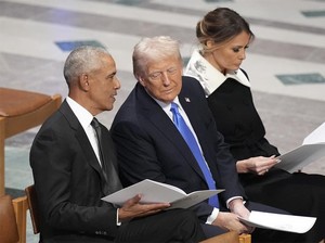 Poin-poin Kritik Pedas Obama untuk Donald Trump