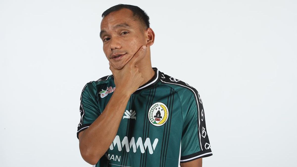 PSS Kalah Lagi, Riko Simanjuntak Minta Maaf — NadiKabar.com