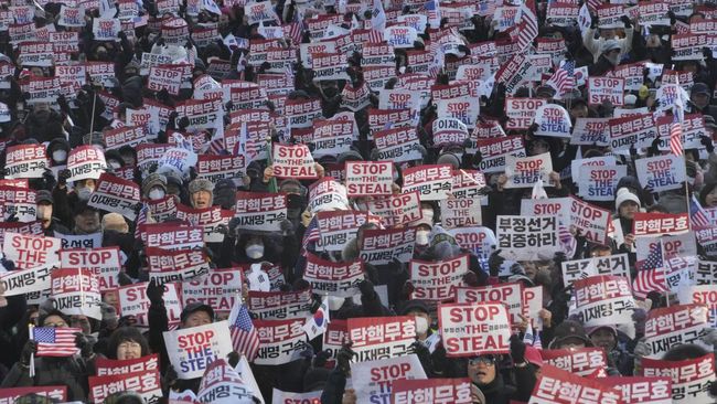 Menyemut! Warga Korsel Turun ke Jalan, Tuntut Tangkap Yoon Suk Yeol