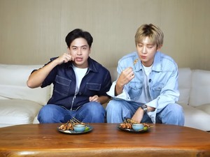 Chanyeol EXO Cicip Banyak Masakan Indonesia, Doyan Sate Taichan