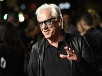 Sosok James Woods, Aktor Pendukung Israel yang Rumahnya Terbakar di LA
